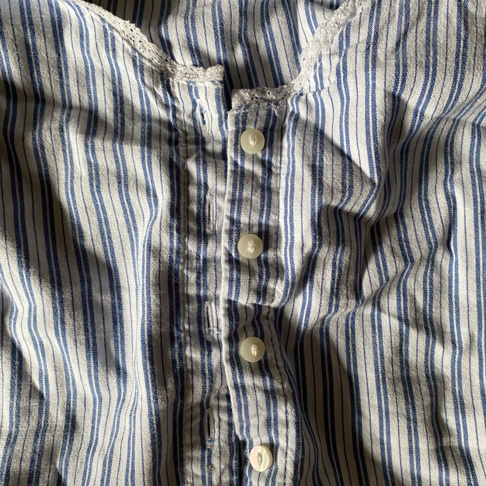 American Eagle Blue and White Striped Vest - Picture 3 of 3